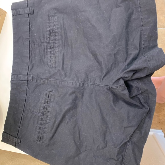 Old Navy Everyday Shorts size 0, 4 inch inseam!! - Picture 2 of 2